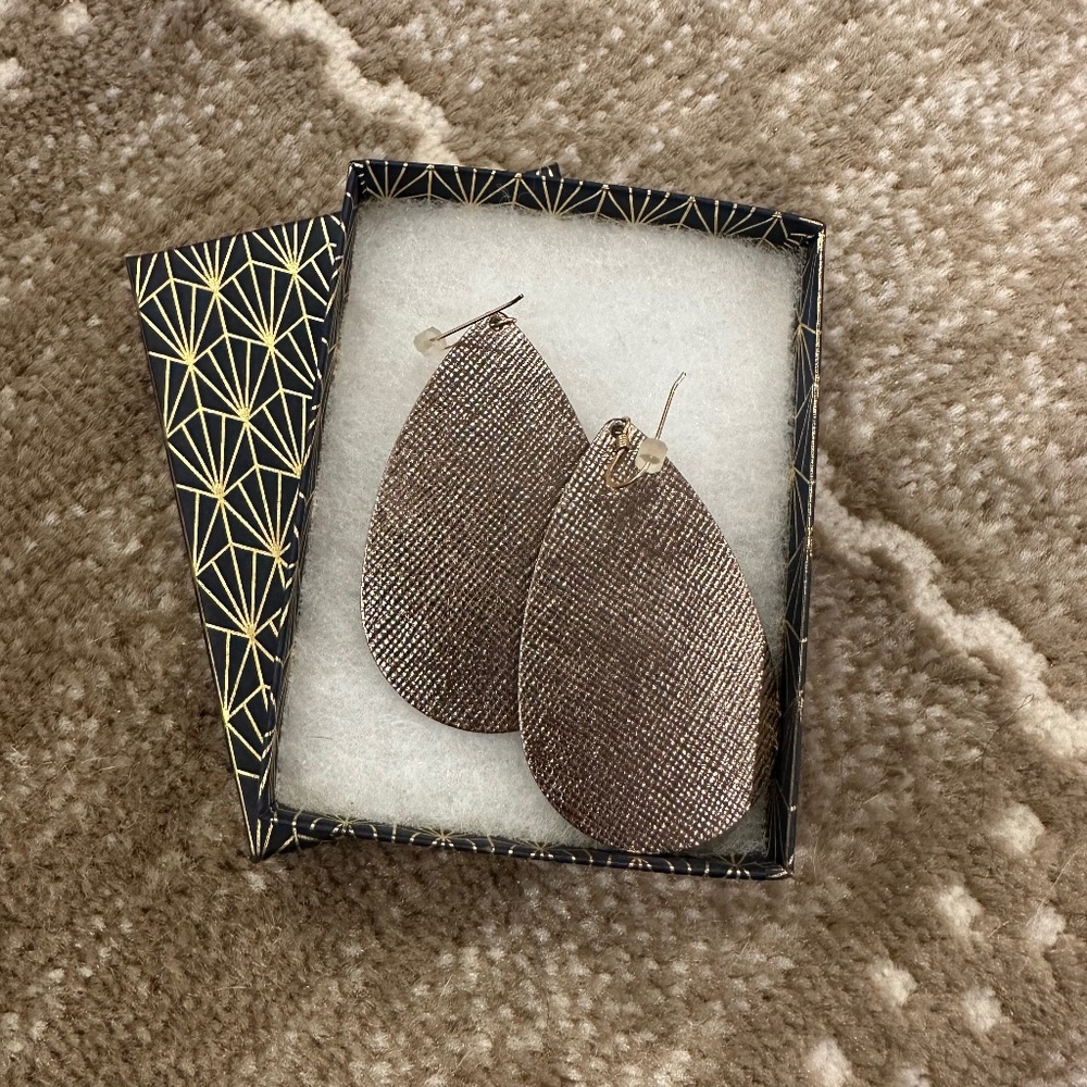 Nickel & Suede Earrings